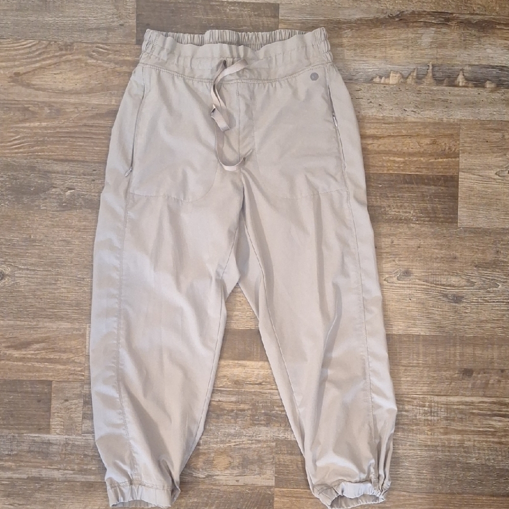 Apana Men's Light Gray Jogger Pants